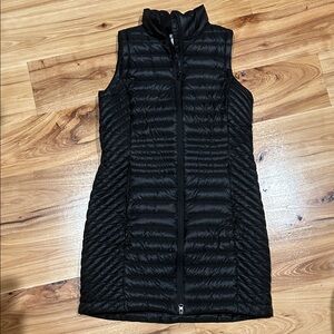 Duluth Trading Co Black Puffer Vest